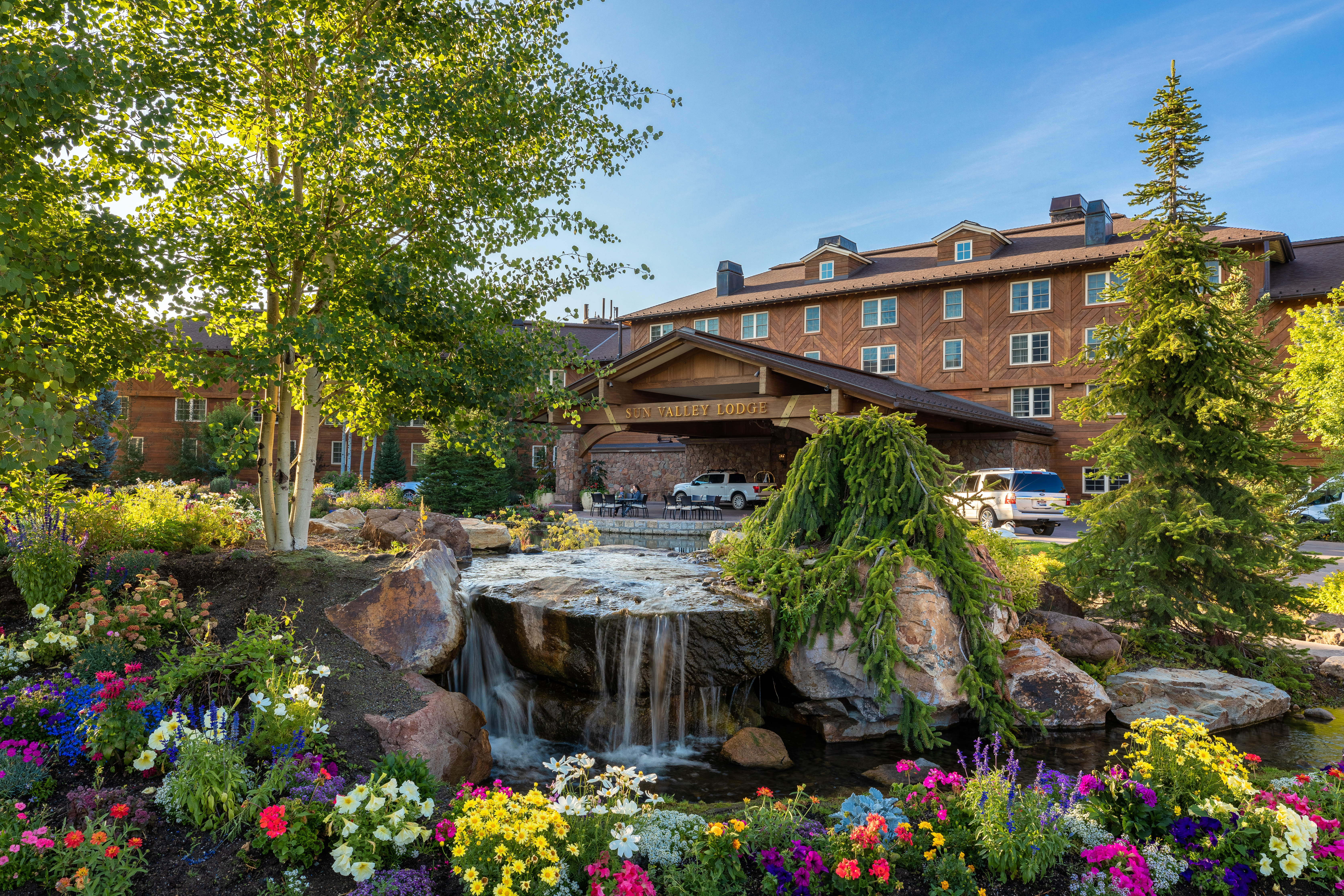 Lodge exterior in summer, Sun Valley Lodge, Sun Valley, USA