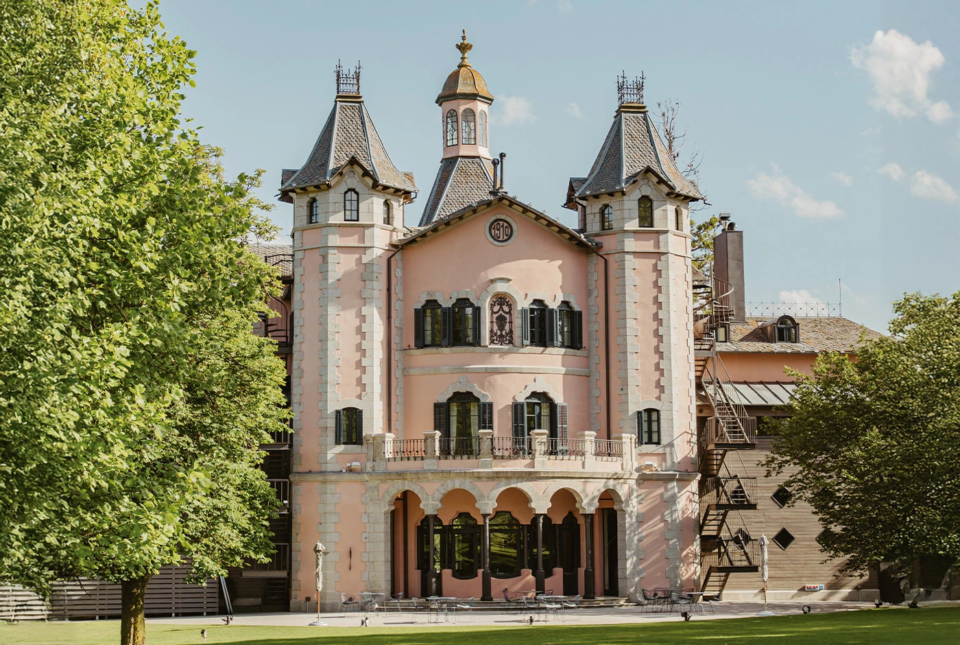 Elevated view of Serras Torre del Remei mansion and grounds, Cerdanya, Spain