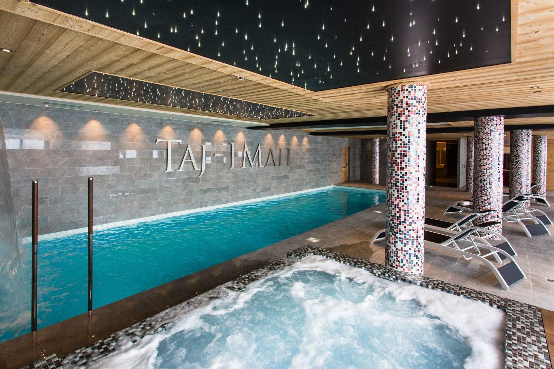 Hot tub beside the indoor pool, Hotel Taj-I Mah, Les Arcs, France