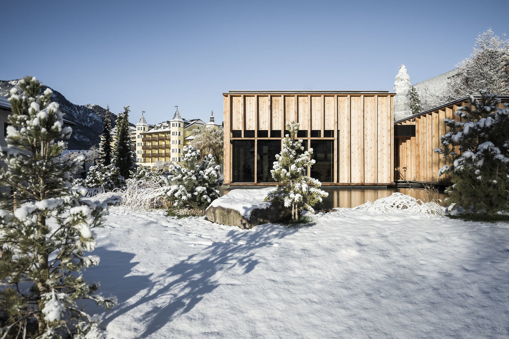 Snow-covered spa pavilion and hotel, ADLER Spa Resort Dolomiti, Ortisei, Italy